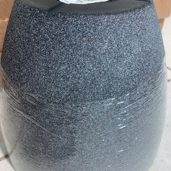 COPY - NWT Allen Roth Planter - Picture 3 of 3